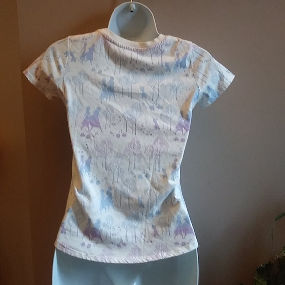 Frozen 2, Olaf shirt. - Picture 3 of 4